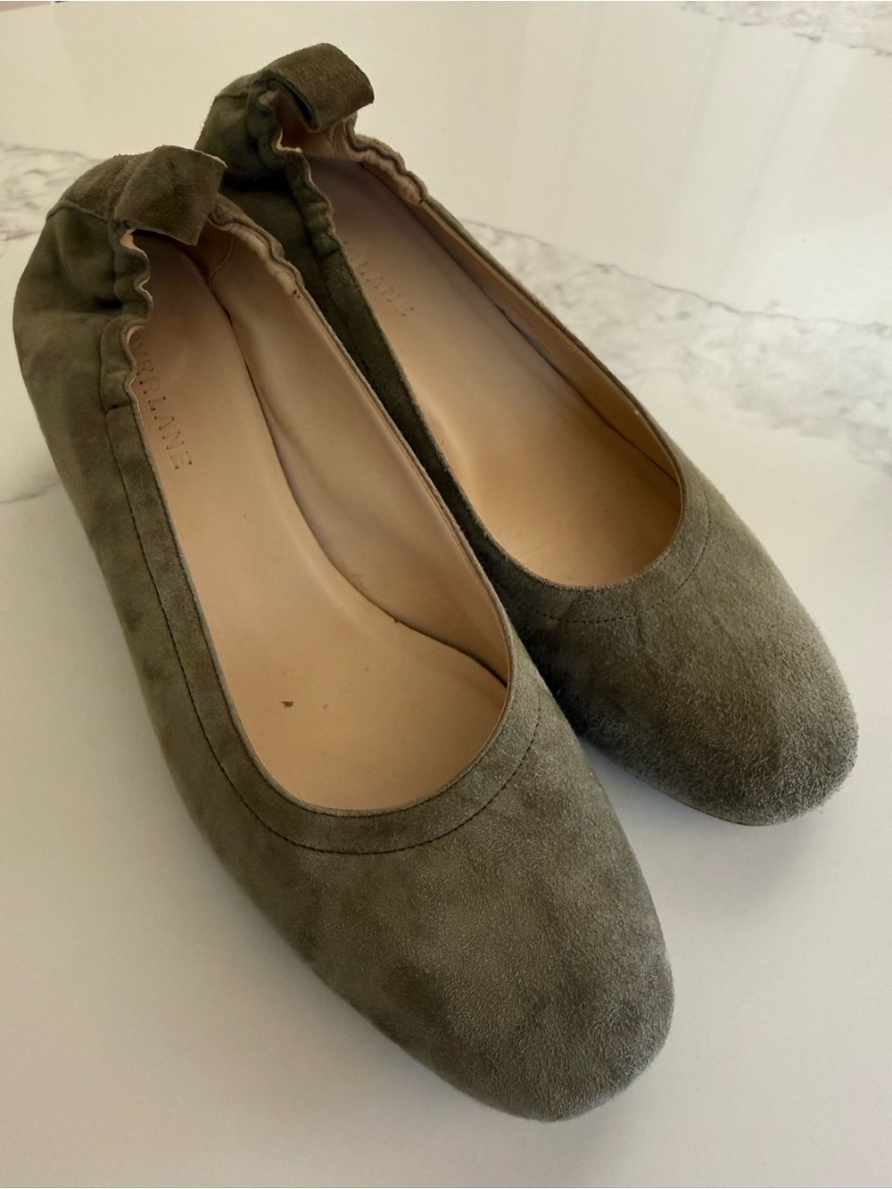 Everlane Olive Suede Women’s block heals size 7
